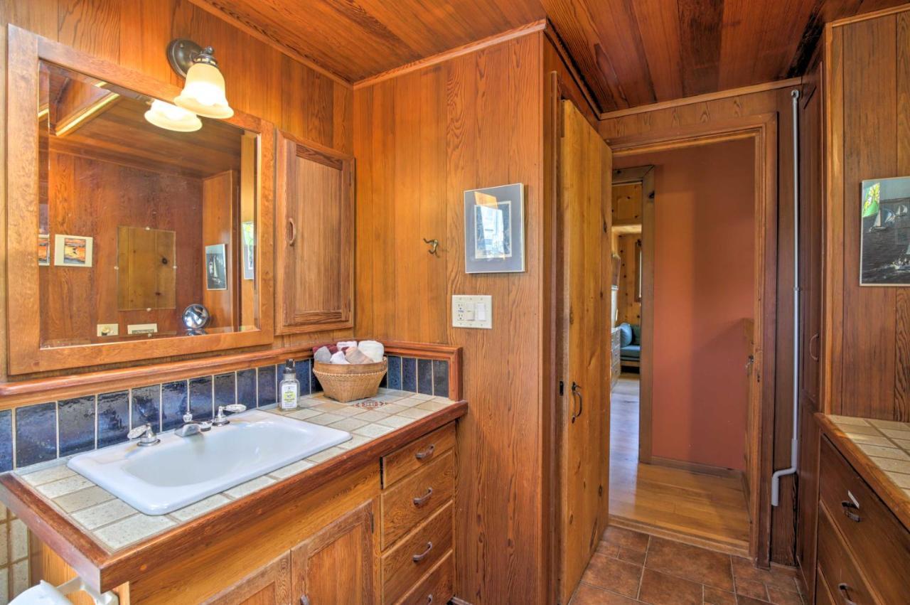 Hillside Home With Deck And Views Of Tomales Bay! Inverness Εξωτερικό φωτογραφία